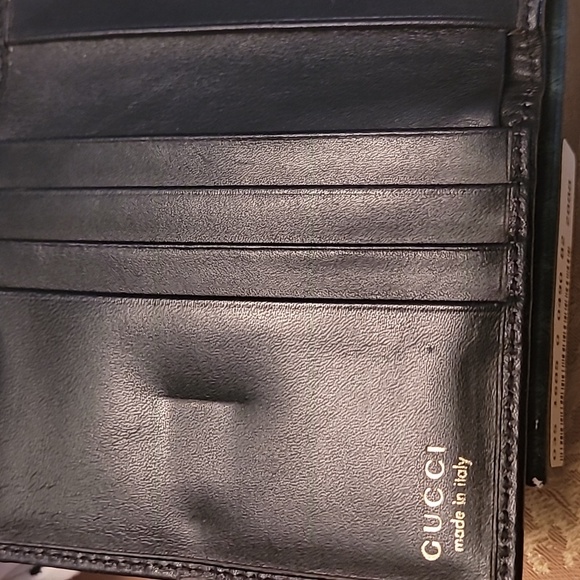 GUCCI BLACK WALLET - Picture 8 of 10